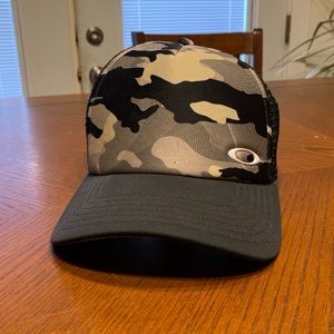 Oakley Hat